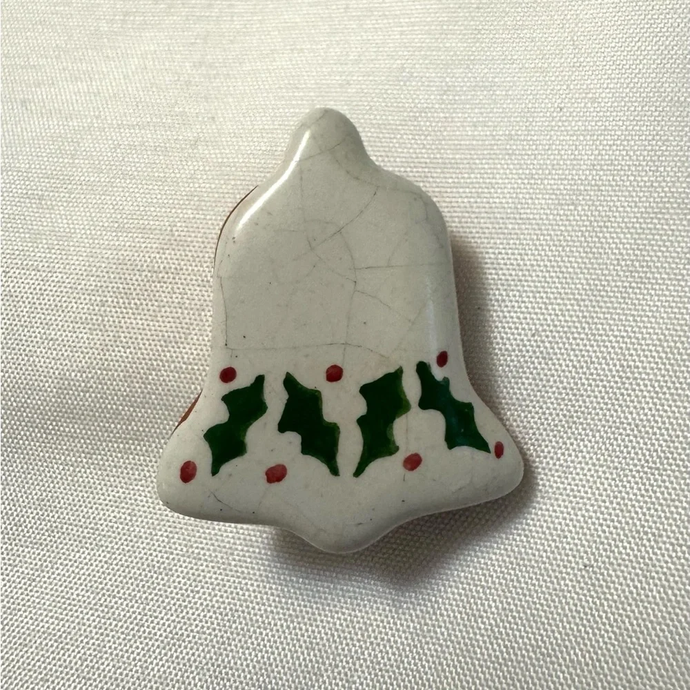 Festive Holiday Brooch Set - Picture 6 of 7